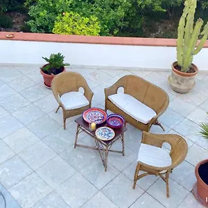 Il Cactus: Piccola Oasi In Paese Affittacamere